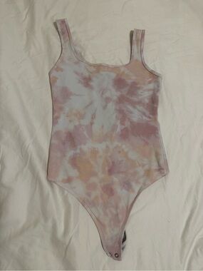 Abercrombie Tie-Dye One-Piece Bodysuit in Pastel Pink